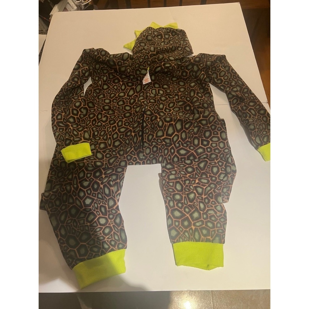 Boys size lg‎ 10/12 sleeper pjs (2296)